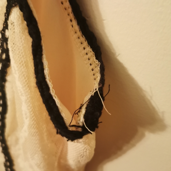 LAURA Flowers Lace Black & creamWhite tank top XL - Picture 5 of 10